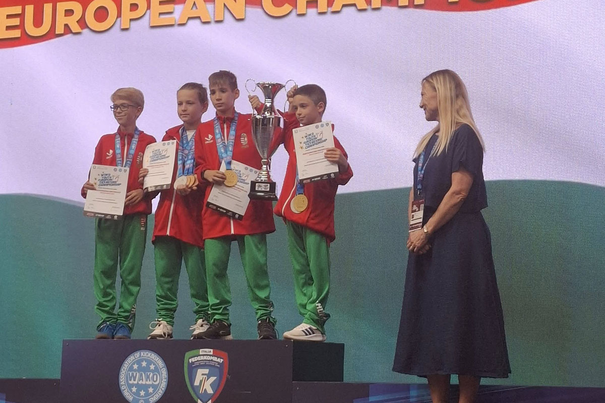 ot-arany-es-harom-ezust-a-bekescsabai-kick-boxosoknak-az-eb-elso-dontos-napjan-–-koros-hircentrum