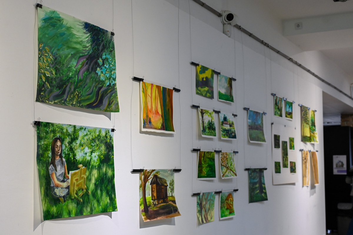 hatarokon-ativelo-muveszet-es-szakmai-parbeszed-a-munkacsy-muzeumban-–-koros-hircentrum