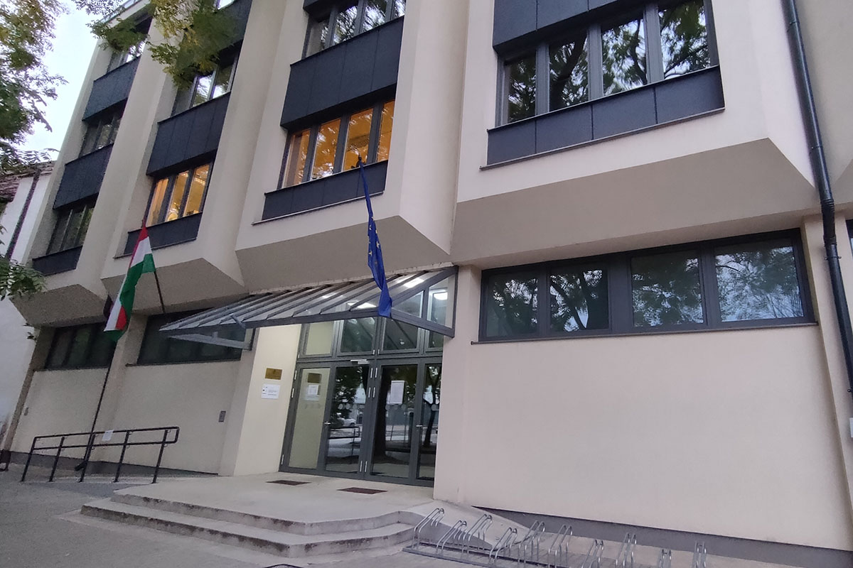 kozeleg-a-hatarido:-igy-ajanlhato-fel-az-szja-1+1-szazaleka-–-koros-hircentrum