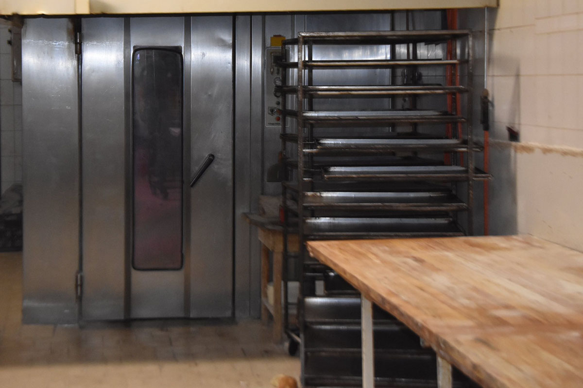 egy-bekesi-pekseg-kemencejeben-aludt-a-betoro-–-kis-hijan-elve-megsult-–-koros-hircentrum