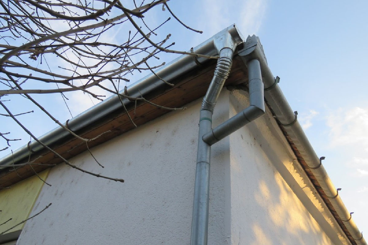 idos-hazaspart-csaptak-be-hazalok-bekescsaban-–-koros-hircentrum