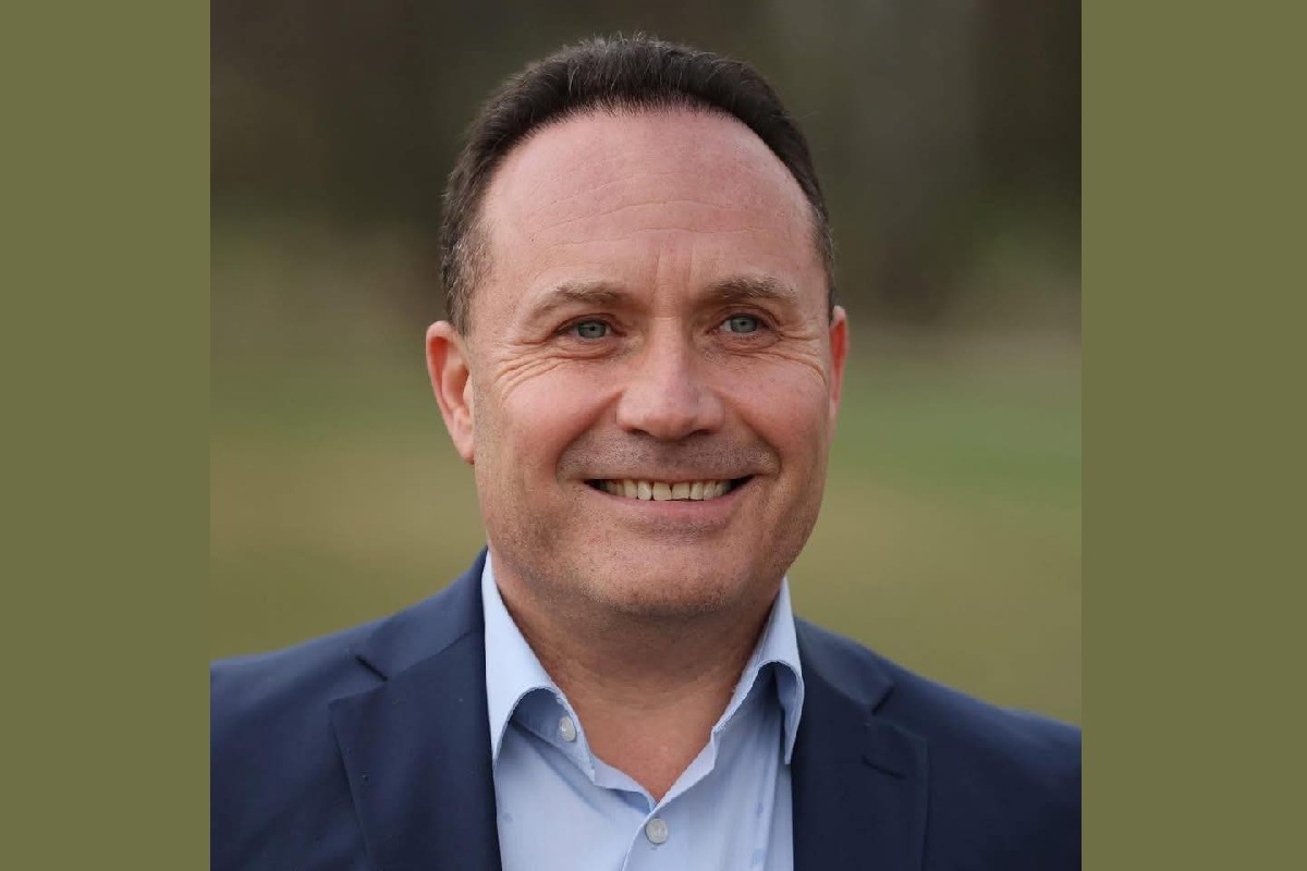 dr.-takacs-arpad-elfogadta-a-kepviseloi-felkerest-–-koros-hircentrum