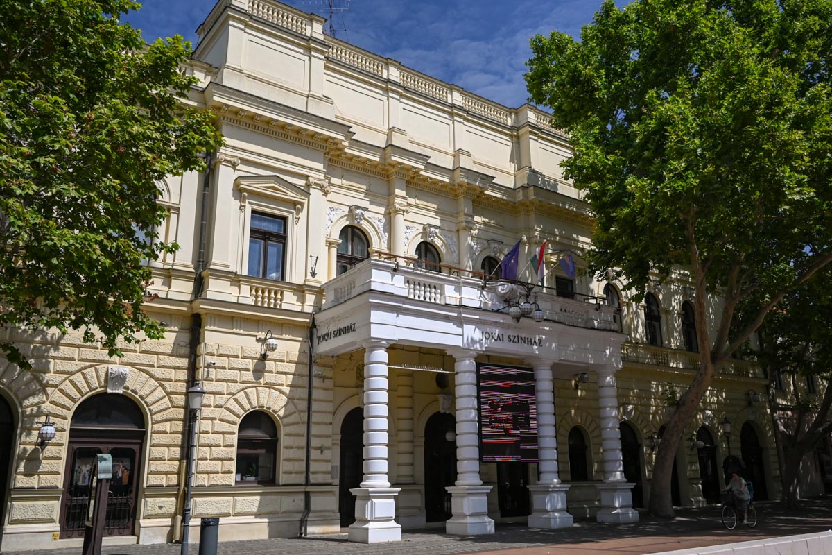 nemzetkozi-szinhazi-fesztivallal-nyitja-az-evadot-a-bekescsabai-jokai-szinhaz-–-koros-hircentrum